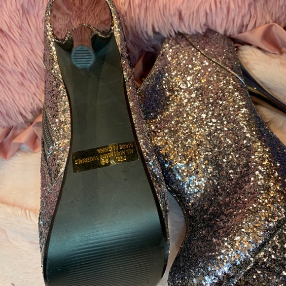 Glittered Heels w/Mirrored Stems - Picture 3 of 4